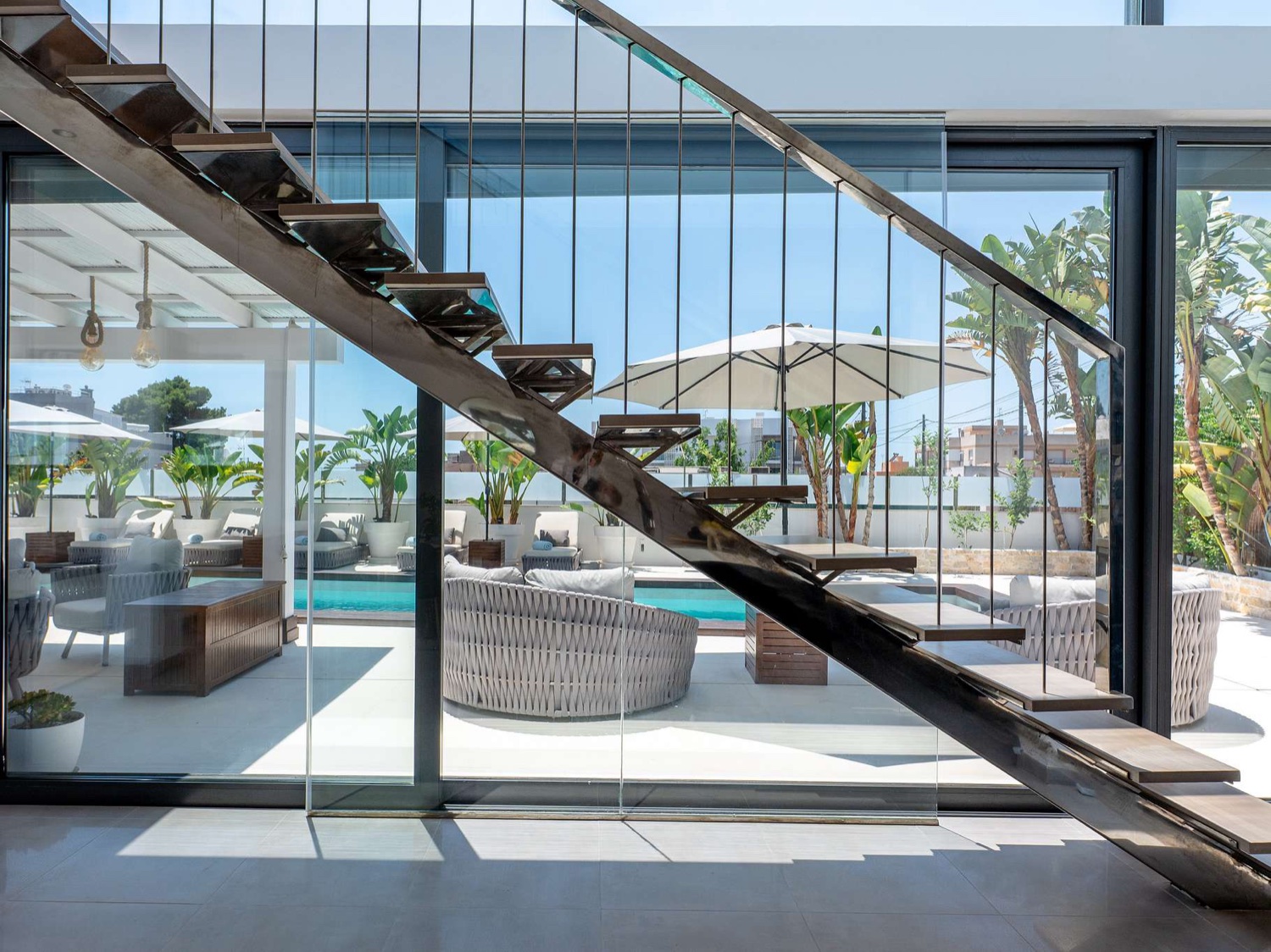 Feature staircase and pool